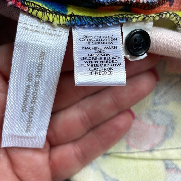 Loft Floral Print Pencil Skirt. Size 10 - Picture 8 of 8